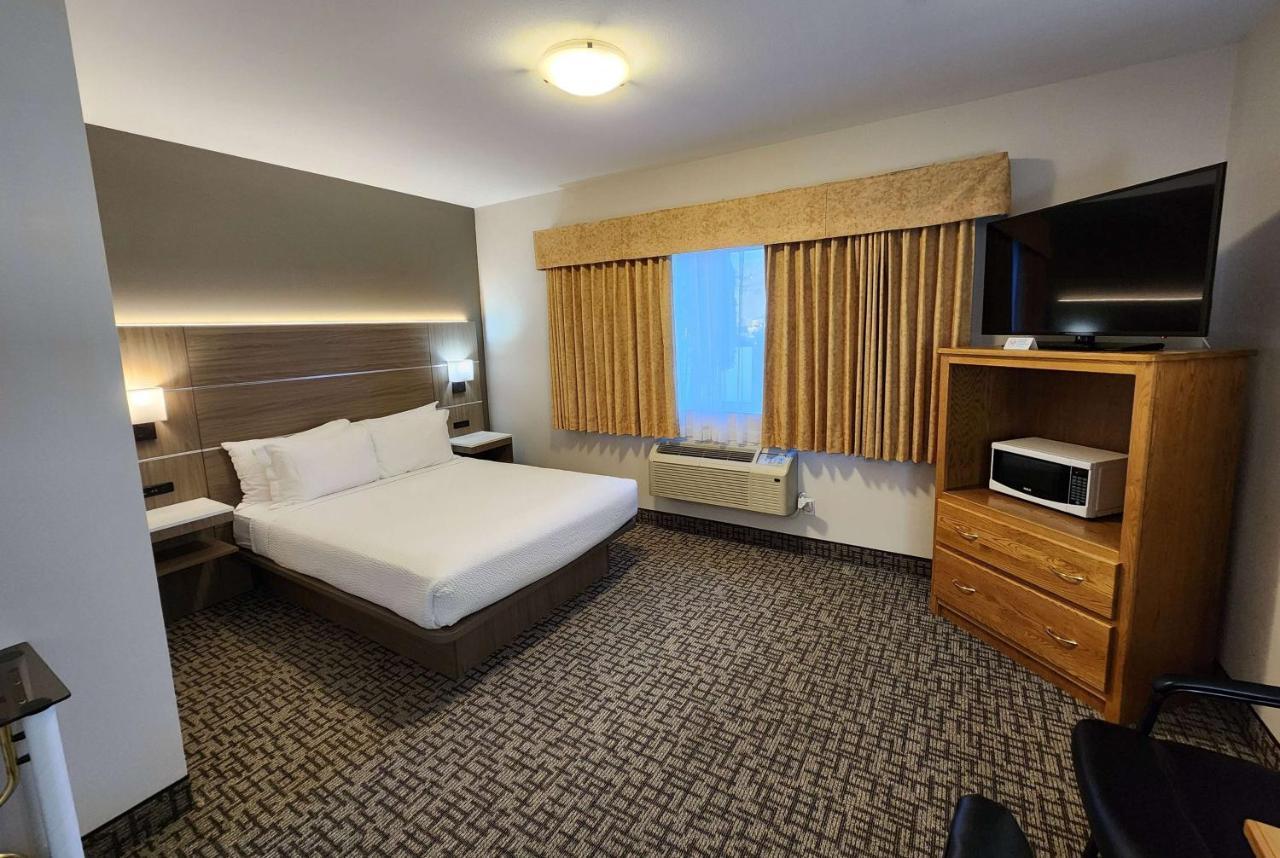 Days Inn By Wyndham Penticton Conference Centre Esterno foto