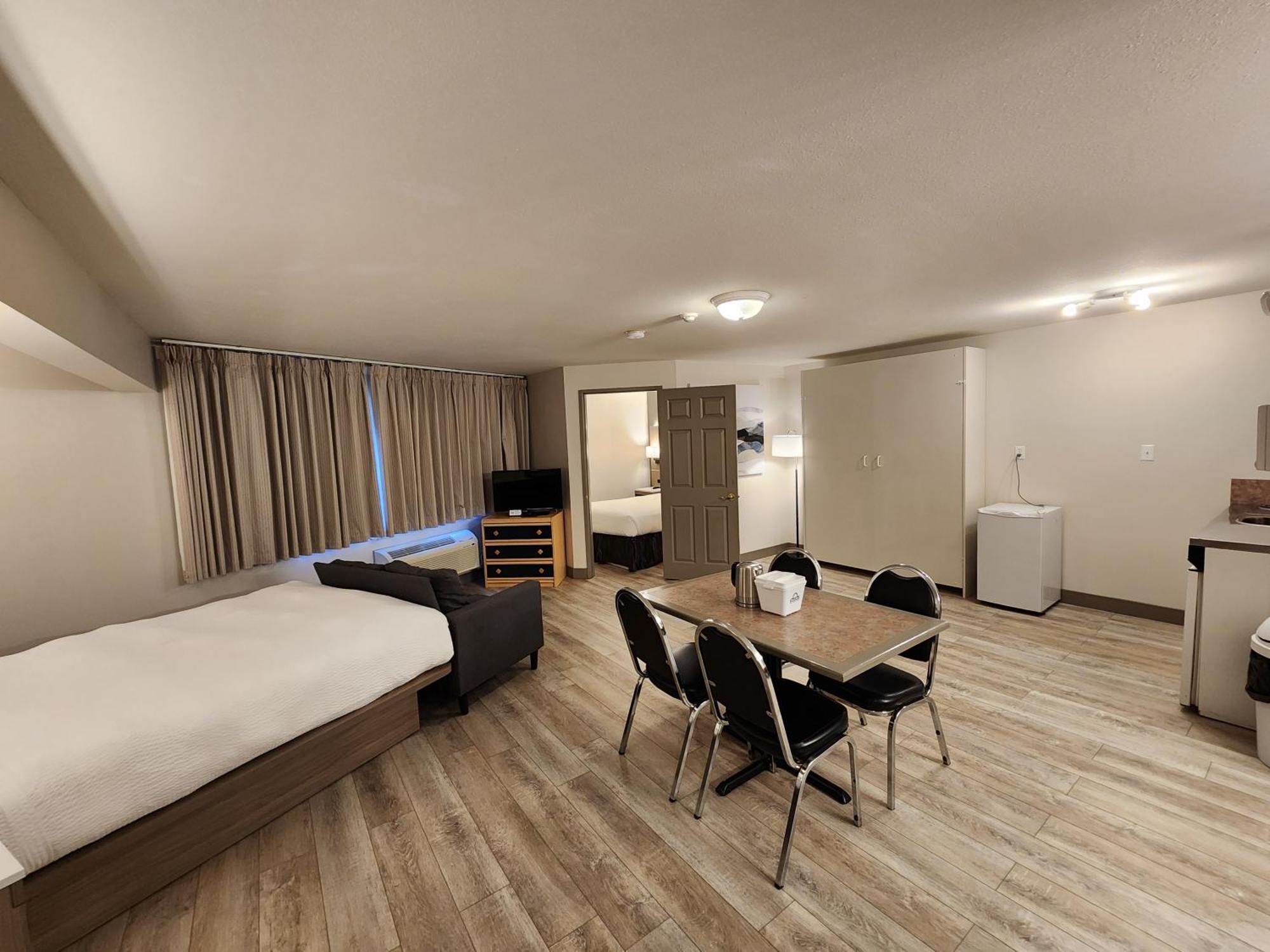 Days Inn By Wyndham Penticton Conference Centre Esterno foto