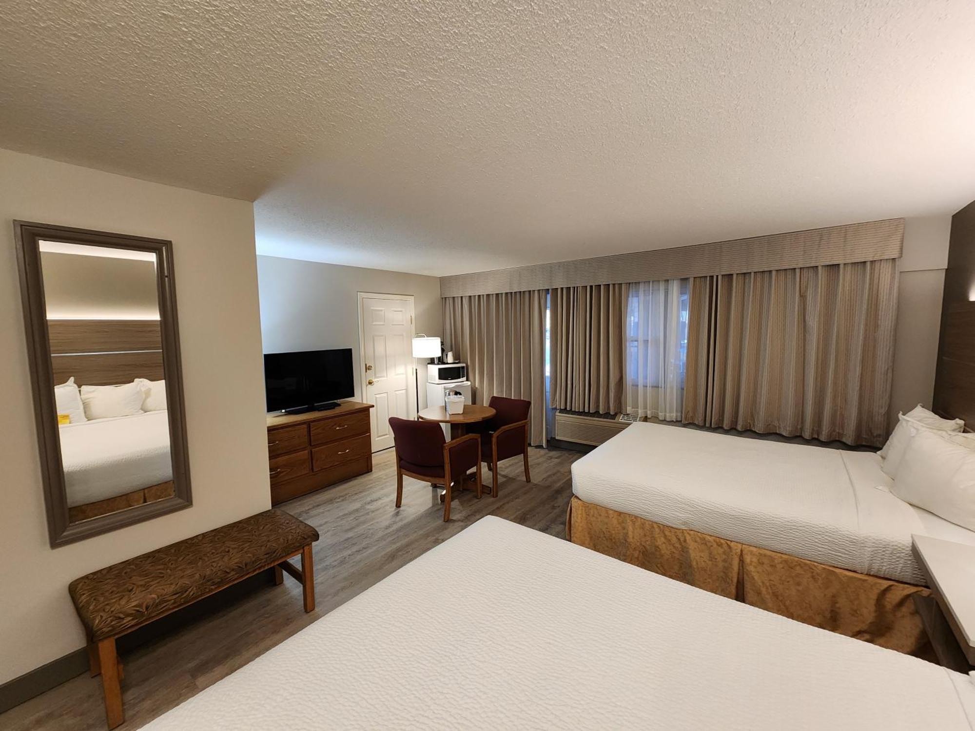 Days Inn By Wyndham Penticton Conference Centre Esterno foto
