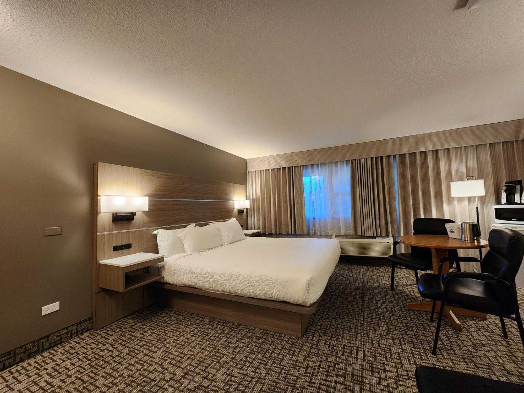 Days Inn By Wyndham Penticton Conference Centre Esterno foto