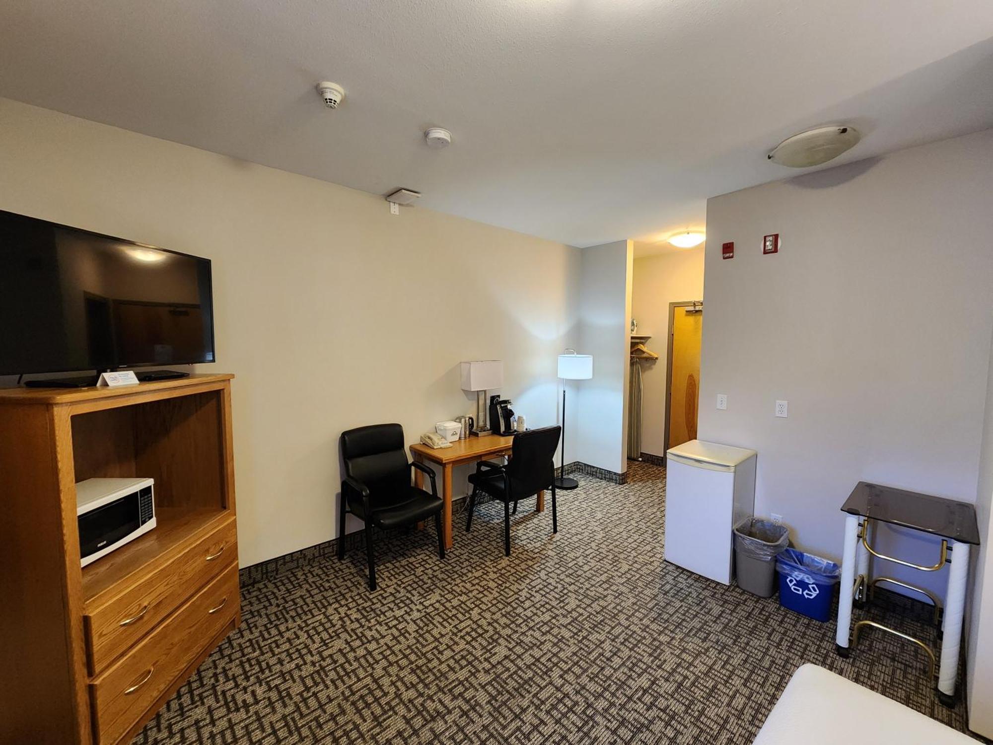Days Inn By Wyndham Penticton Conference Centre Esterno foto