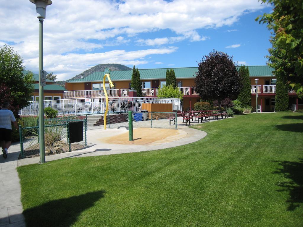 Days Inn By Wyndham Penticton Conference Centre Esterno foto